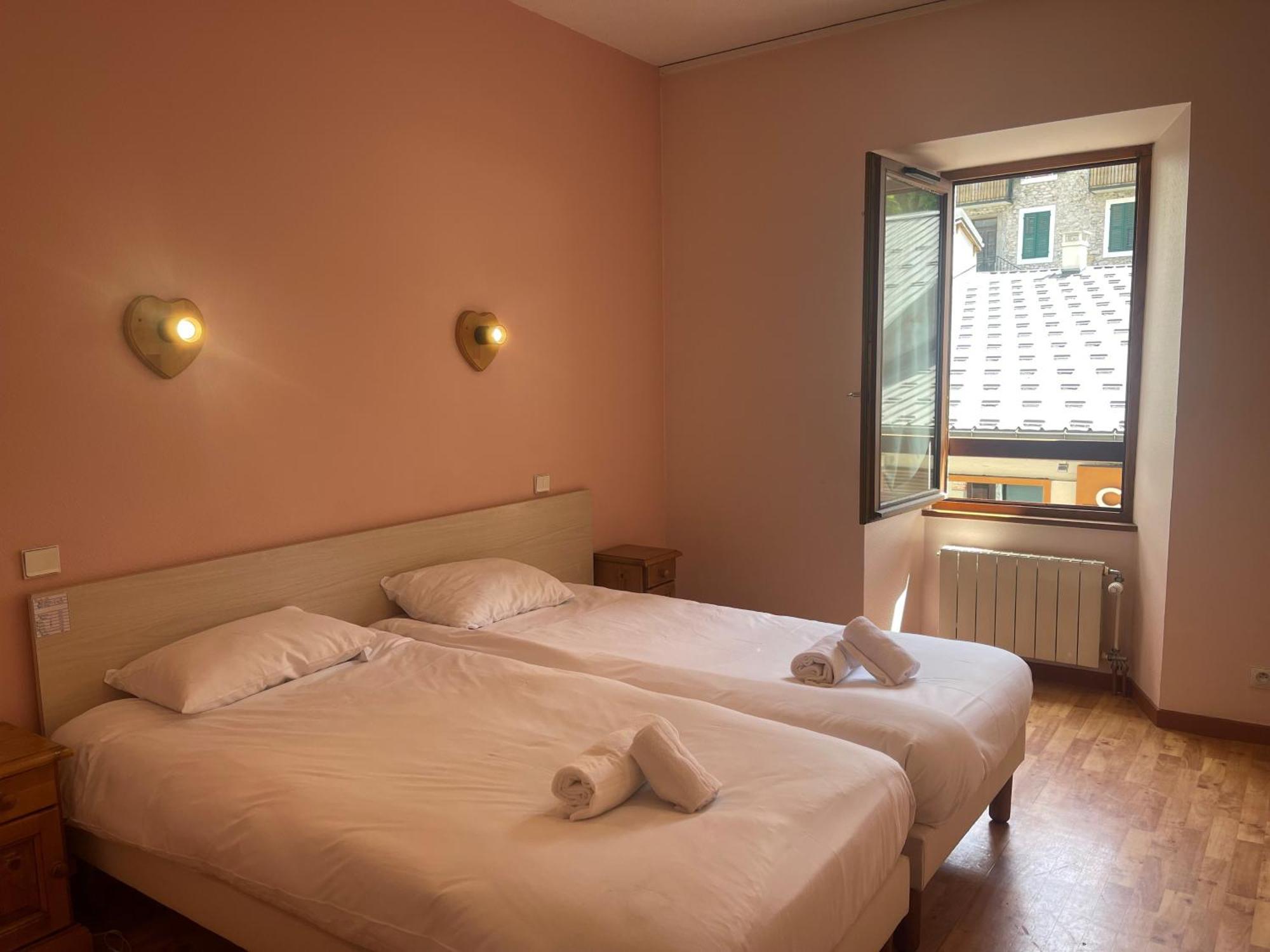 Hotel Le Montblanc Flumet Buitenkant foto